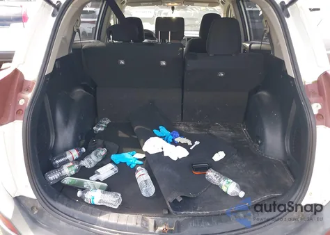 2014 Toyota Rav4 Le z USA, uszkodzony, nr VIN JTMBFREV9ED090846